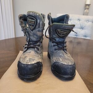 Hunting boots by LaCrosse 500 GM Youth Camouflage size 5 1/2